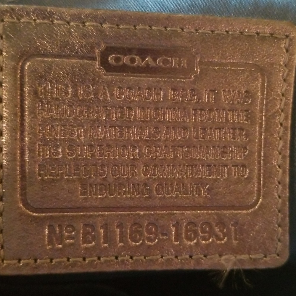 Coach 16931 Kristin Leather Hobo - Picture 3 of 4